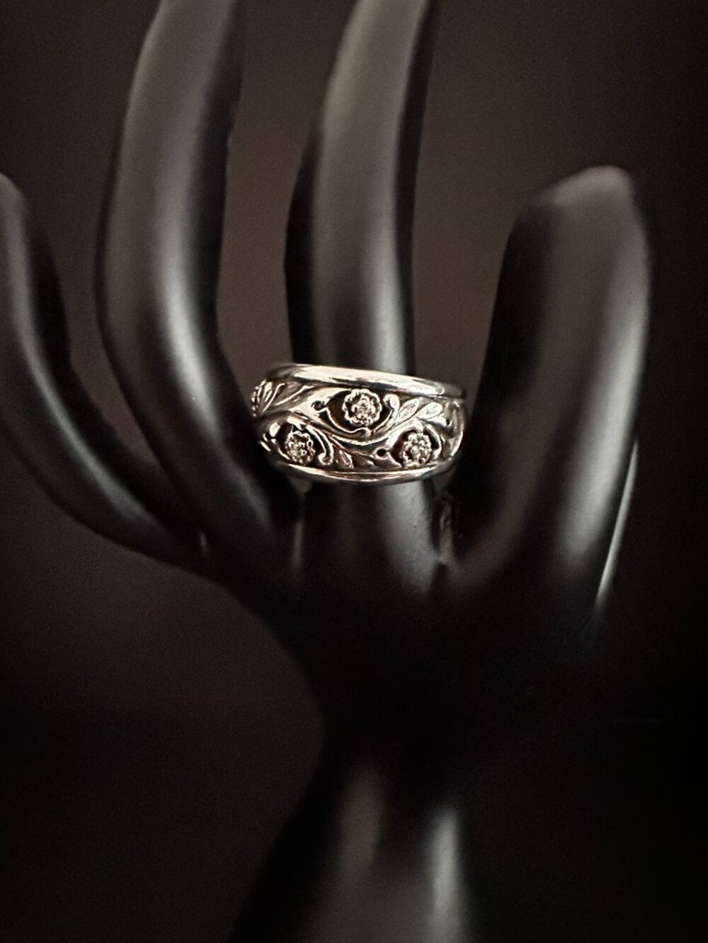 Olyric Sterling Silver Ring Size 8.5 CZ Wide Band 11.5mm 12g weight